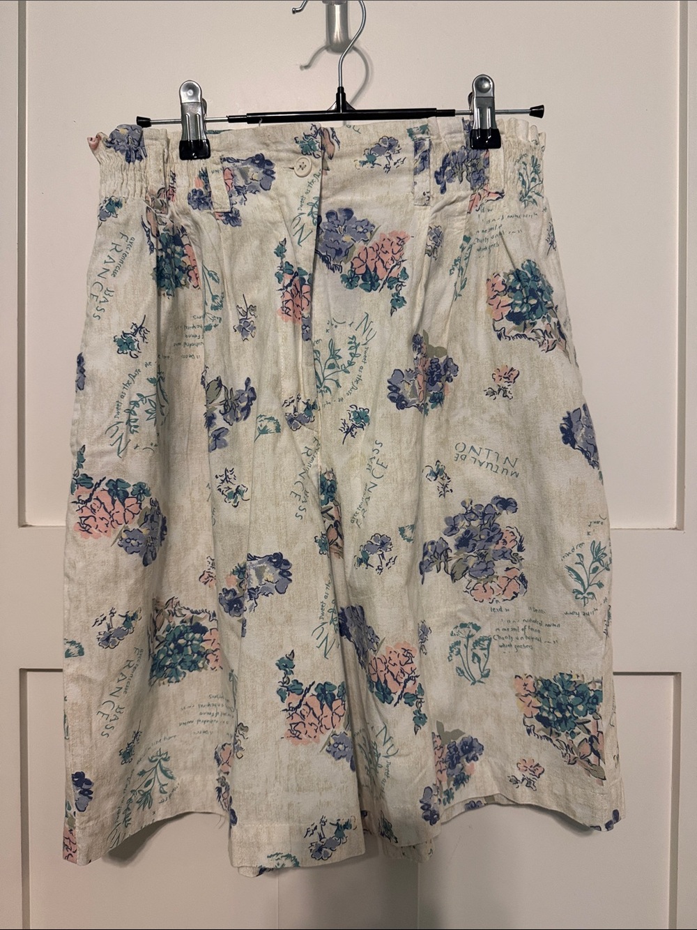 Citysport Vintage Floral Cotton Shorts in Cream with Blue & Teal Print size L